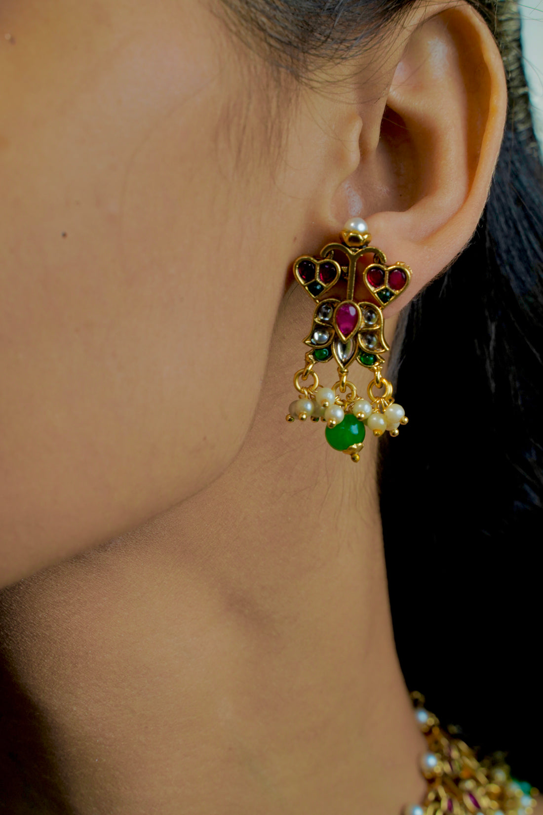 Phool Mahal – Floral kemp Necklace with Colourful Stones & Green Beads