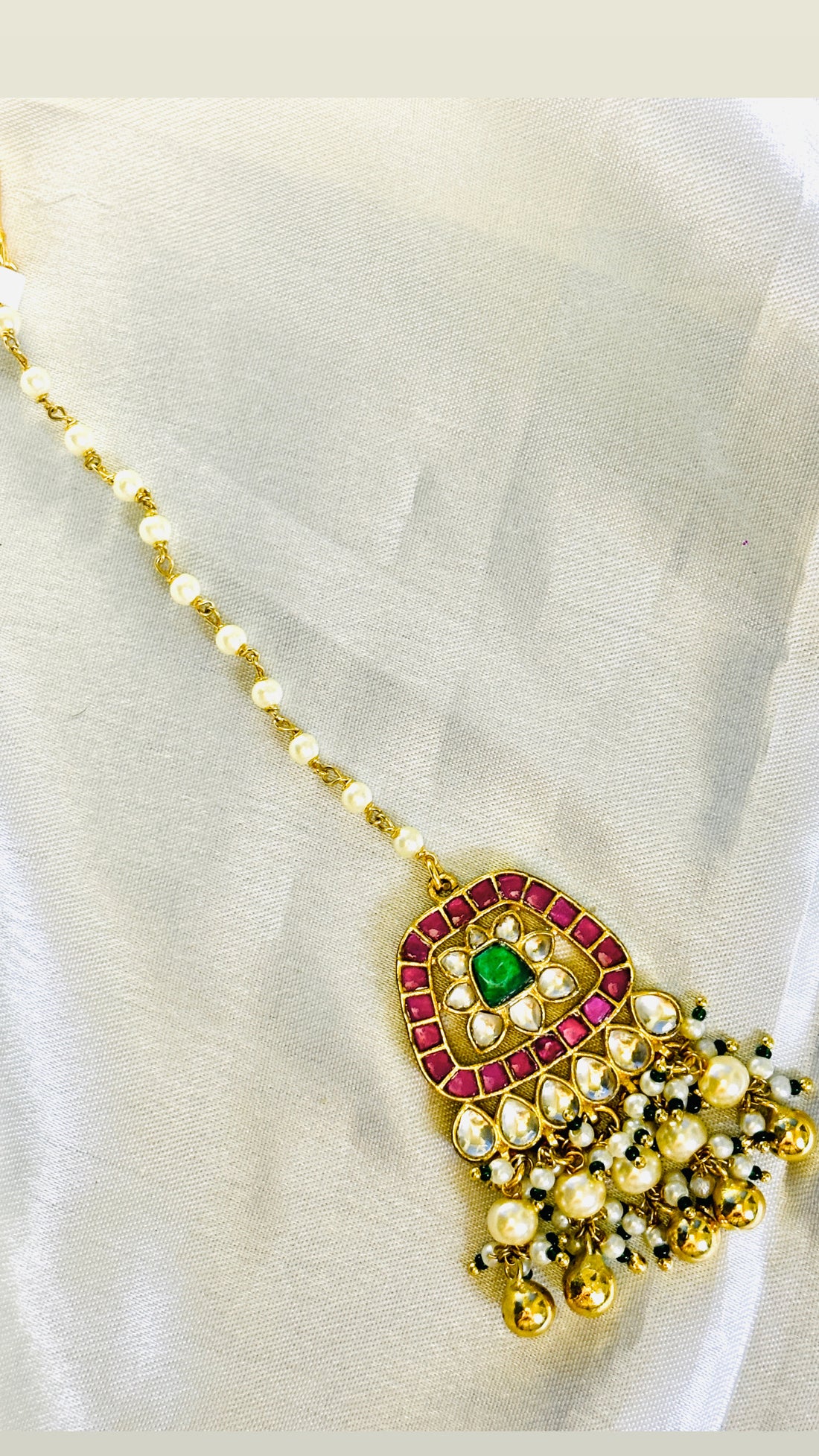 Golden Pachi Kundan Maangtikka - Jewels by Meena