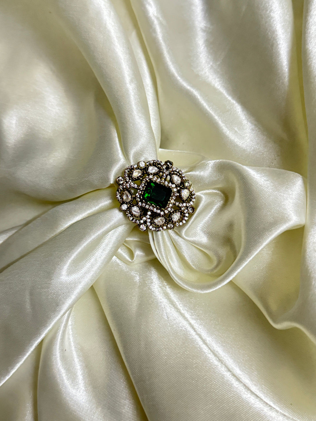 Victorian Intrigue Emerald Halo Ring