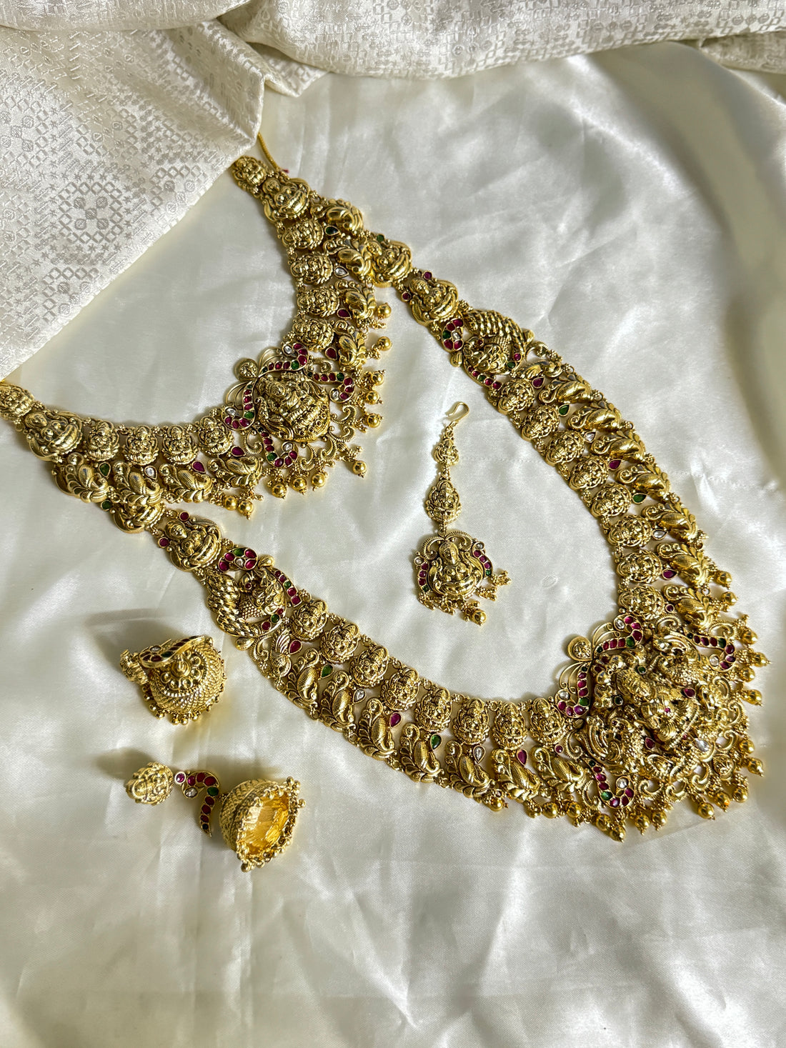 Bridal Jadau Temple Set Gold Beads