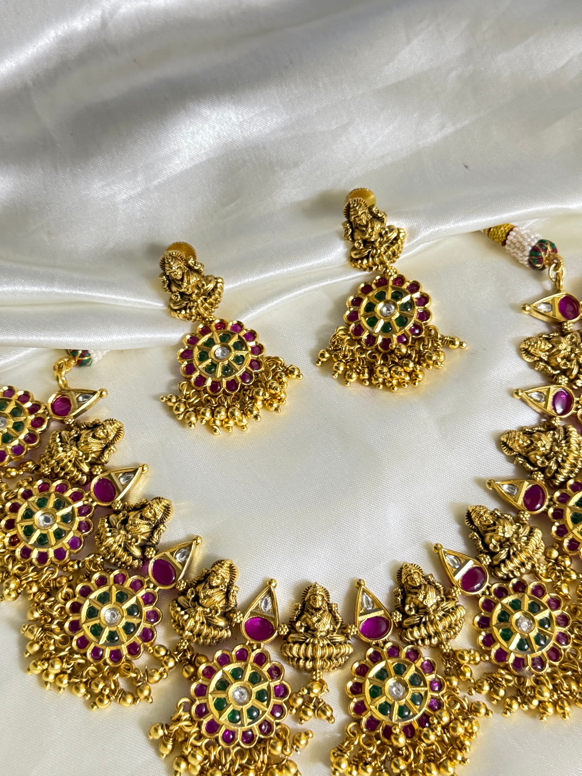 Kemp Guttapusalu Temple Necklace - Jewels by Meena