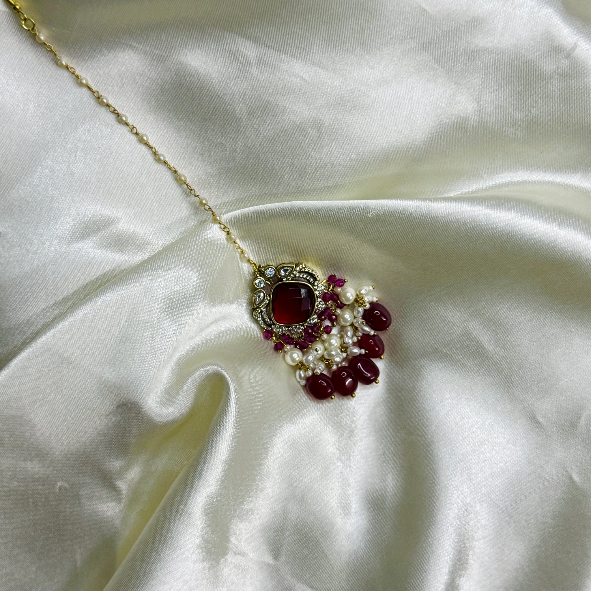 Regal Radiance: Victorian Maangtikka with Red Stone and White Beads