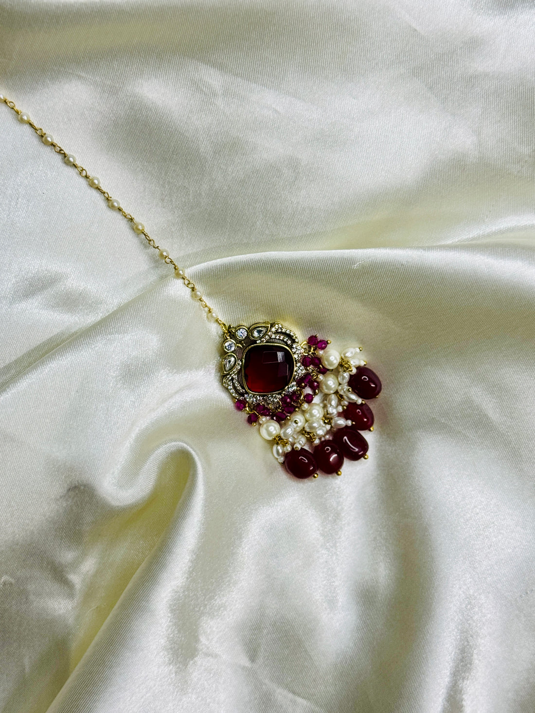 Regal Radiance: Victorian Maangtikka with Red Stone and White Beads
