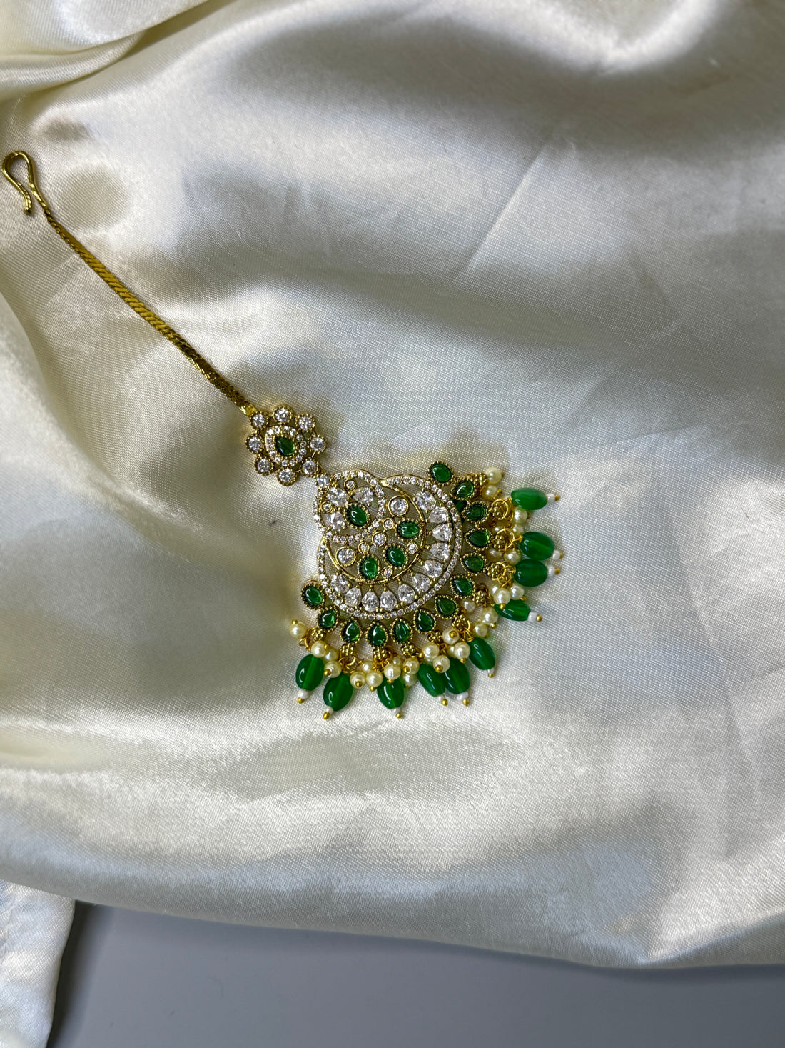 Royal Victorian Maangtikka with Green Stones & Beads