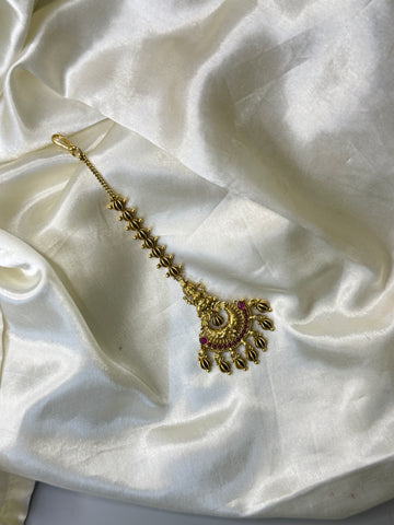 Antique Lakshmi Maangtikka with Intricate Detailing