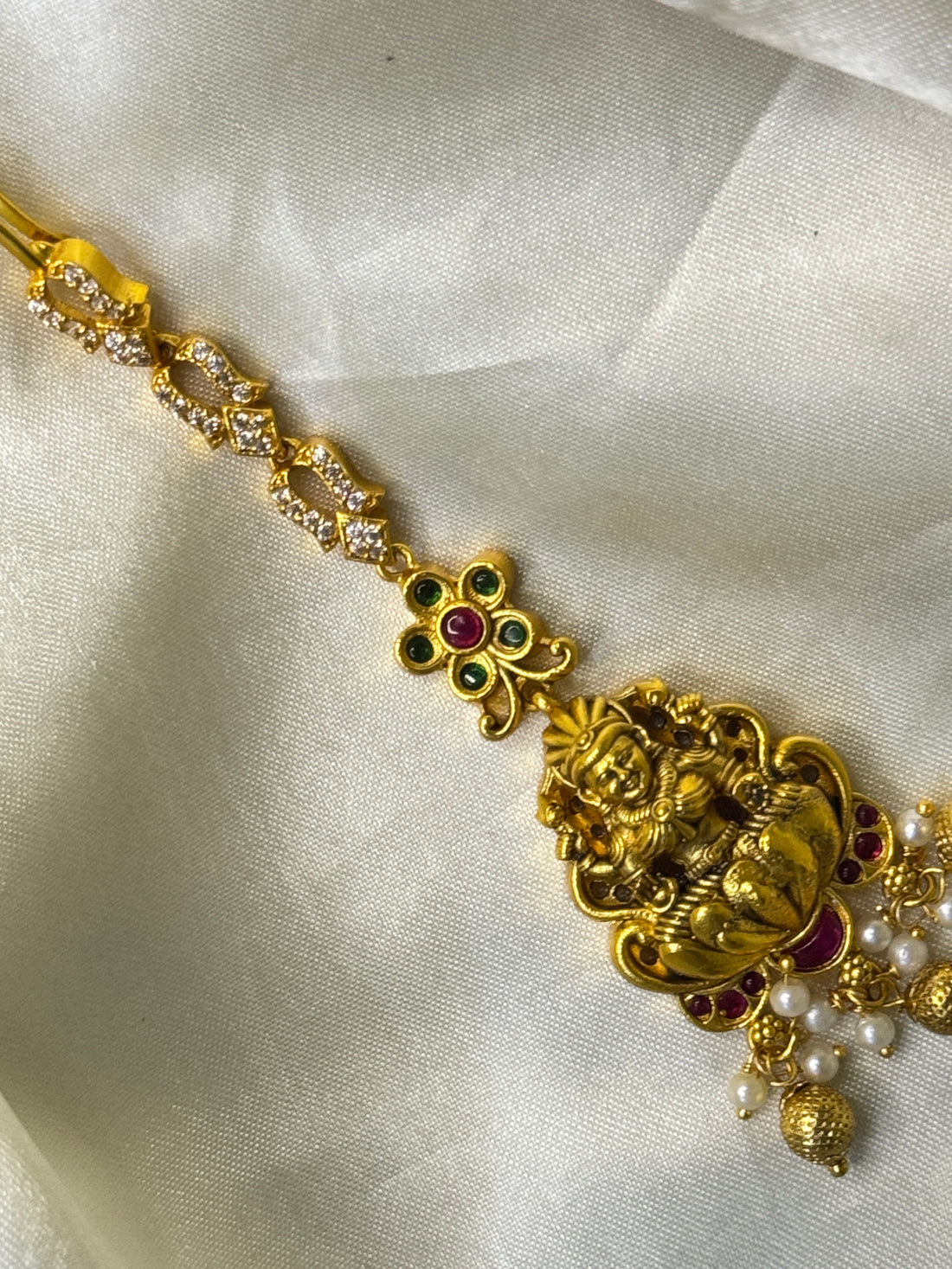 Antique Lakshmi Maangtikka with Stone Accents & Golden Beads