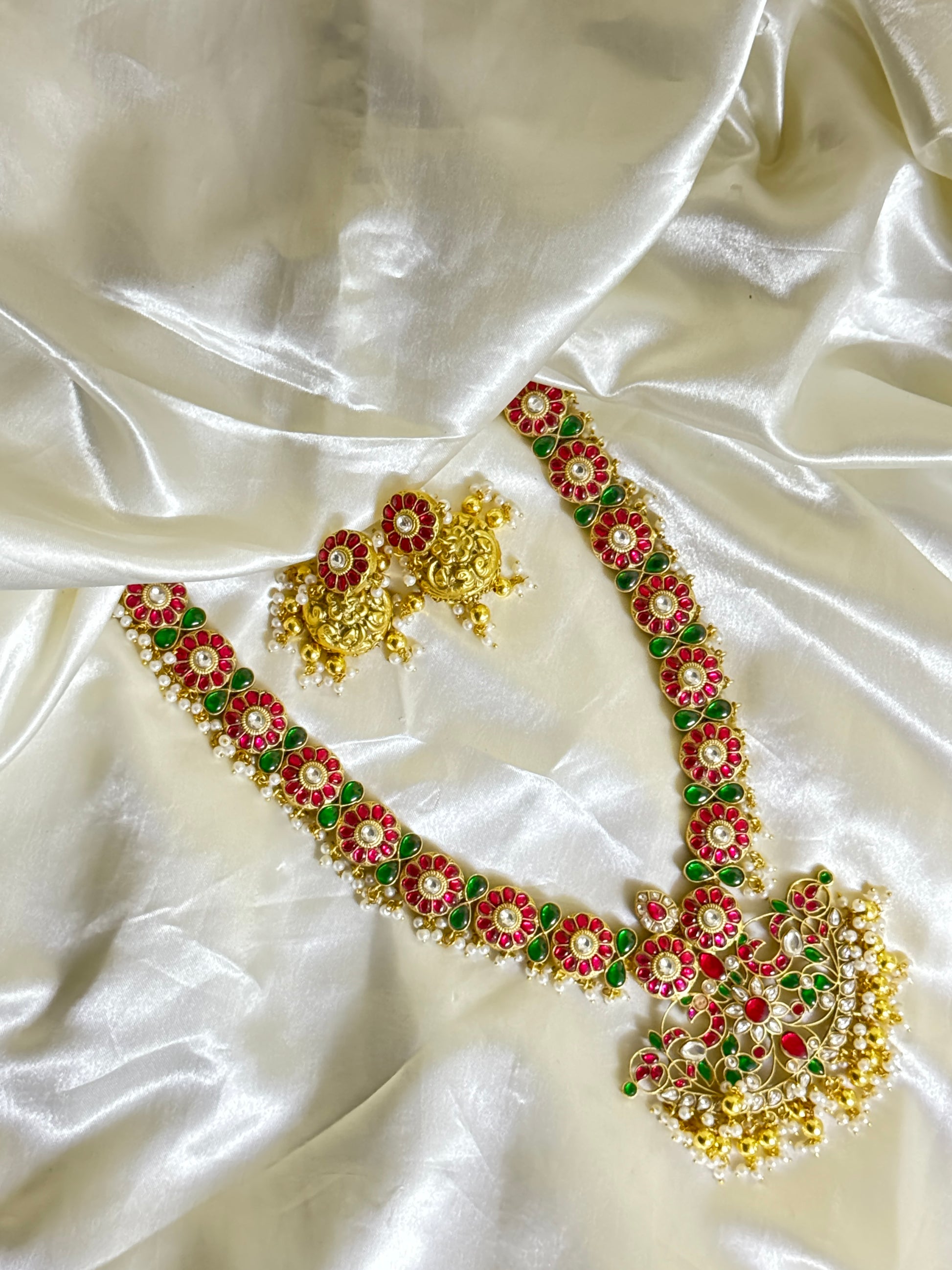 Exquisite Jadau Necklace with Floral and Leaves Design in (18K Gold Plated) - Jewels by Meena