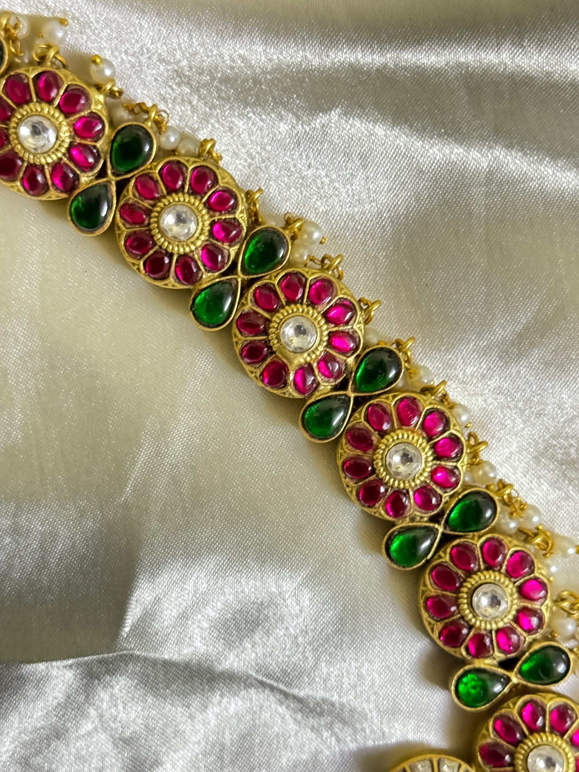 Exquisite Jadau Necklace with Floral and Leaves Design in (18K Gold Plated) - Jewels by Meena