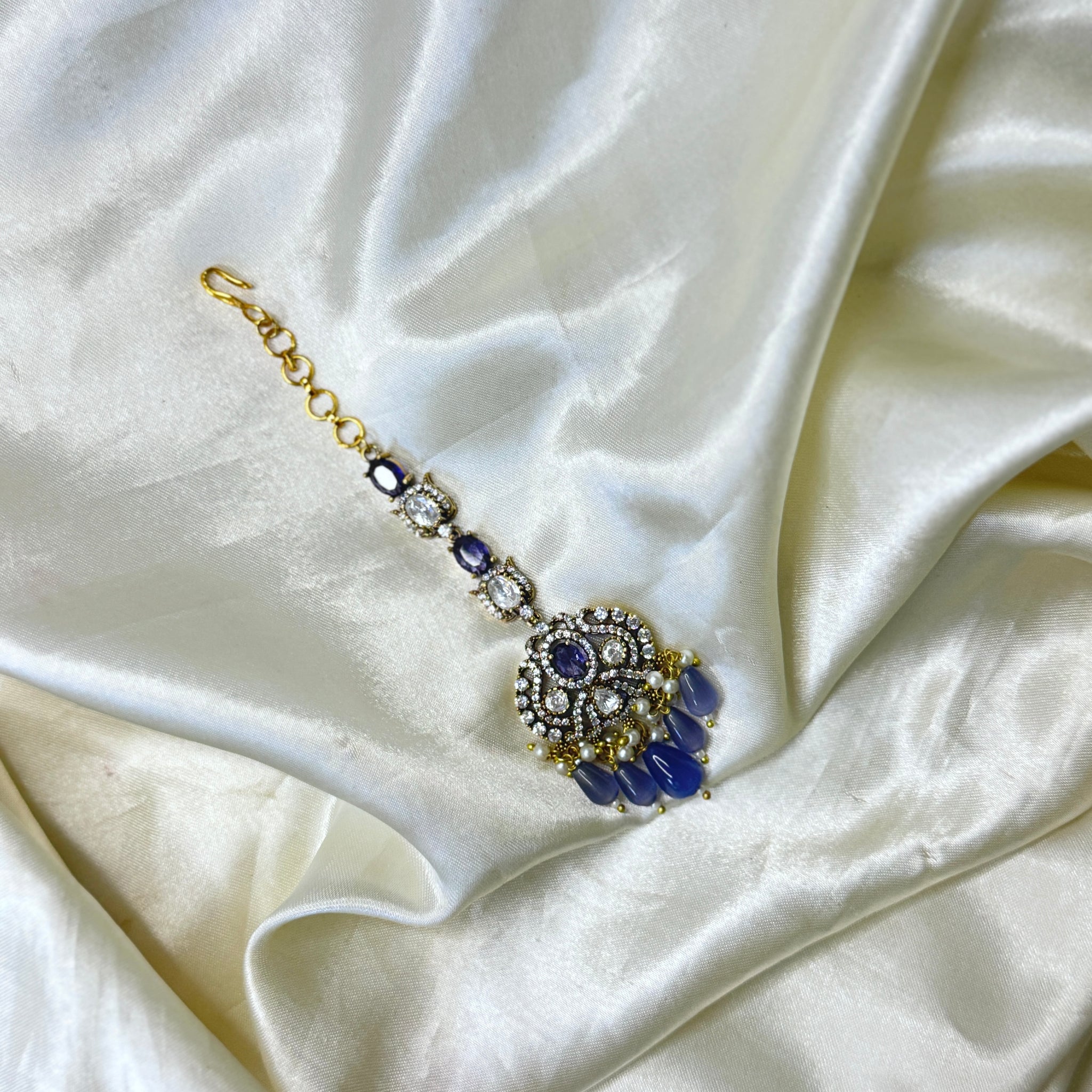 Elegant Purple Stone Maangtikka with Crystal Finish & Delicate Design