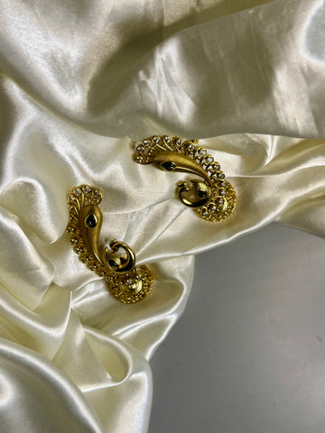 Regal Peacock Design Earrings with Intricate Detailing