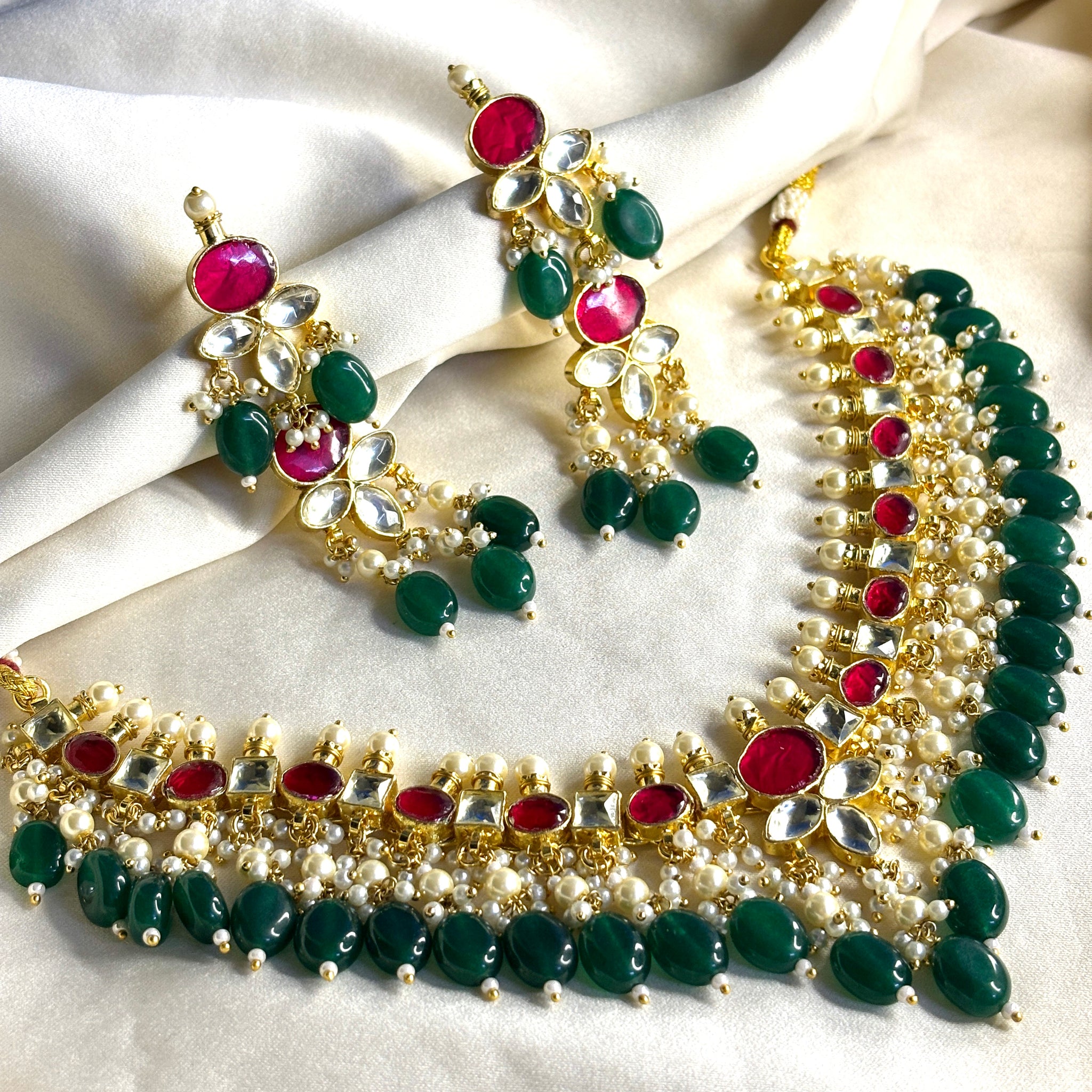 Pachi Kundan Necklace with Green Beads - Jewels by Meena