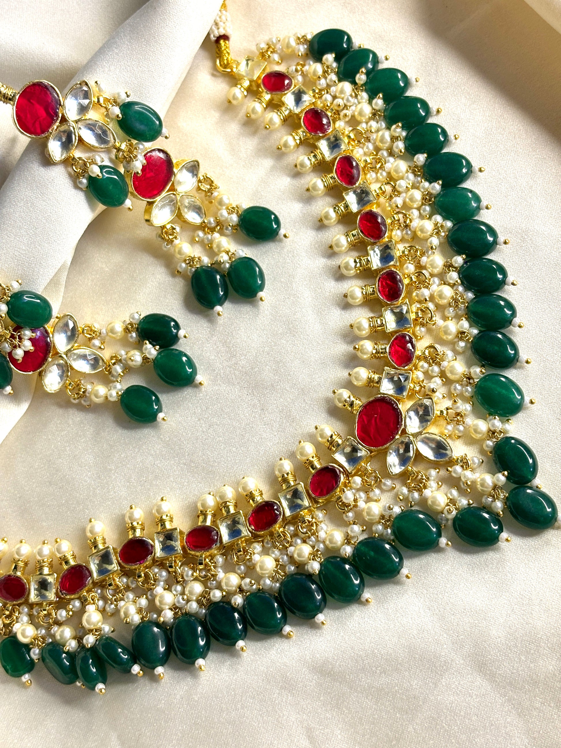 Pachi Kundan Necklace with Green Beads - Jewels by Meena