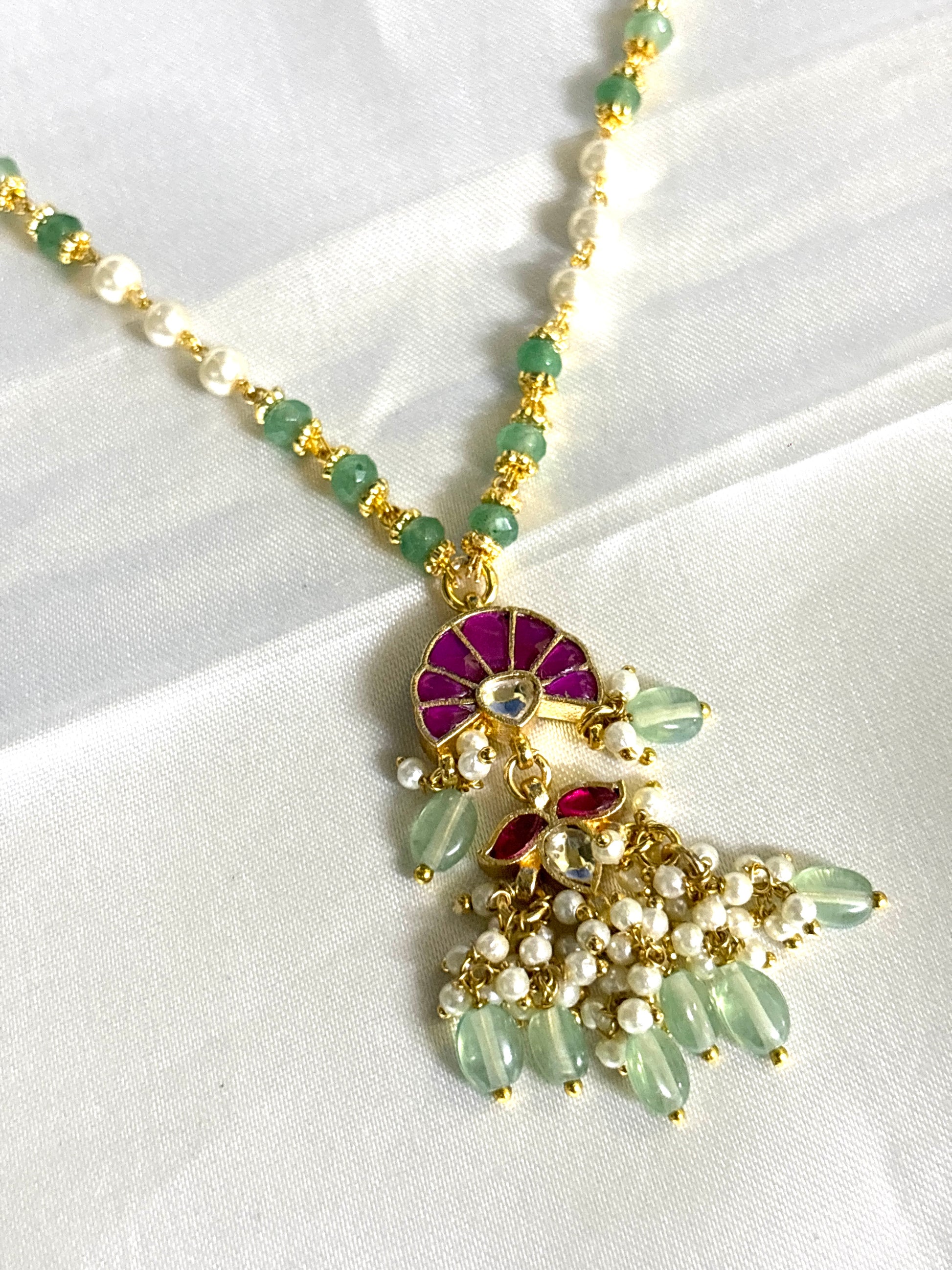 Pearls Mala w/ Pachi Kundan Pendant - Jewels by Meena