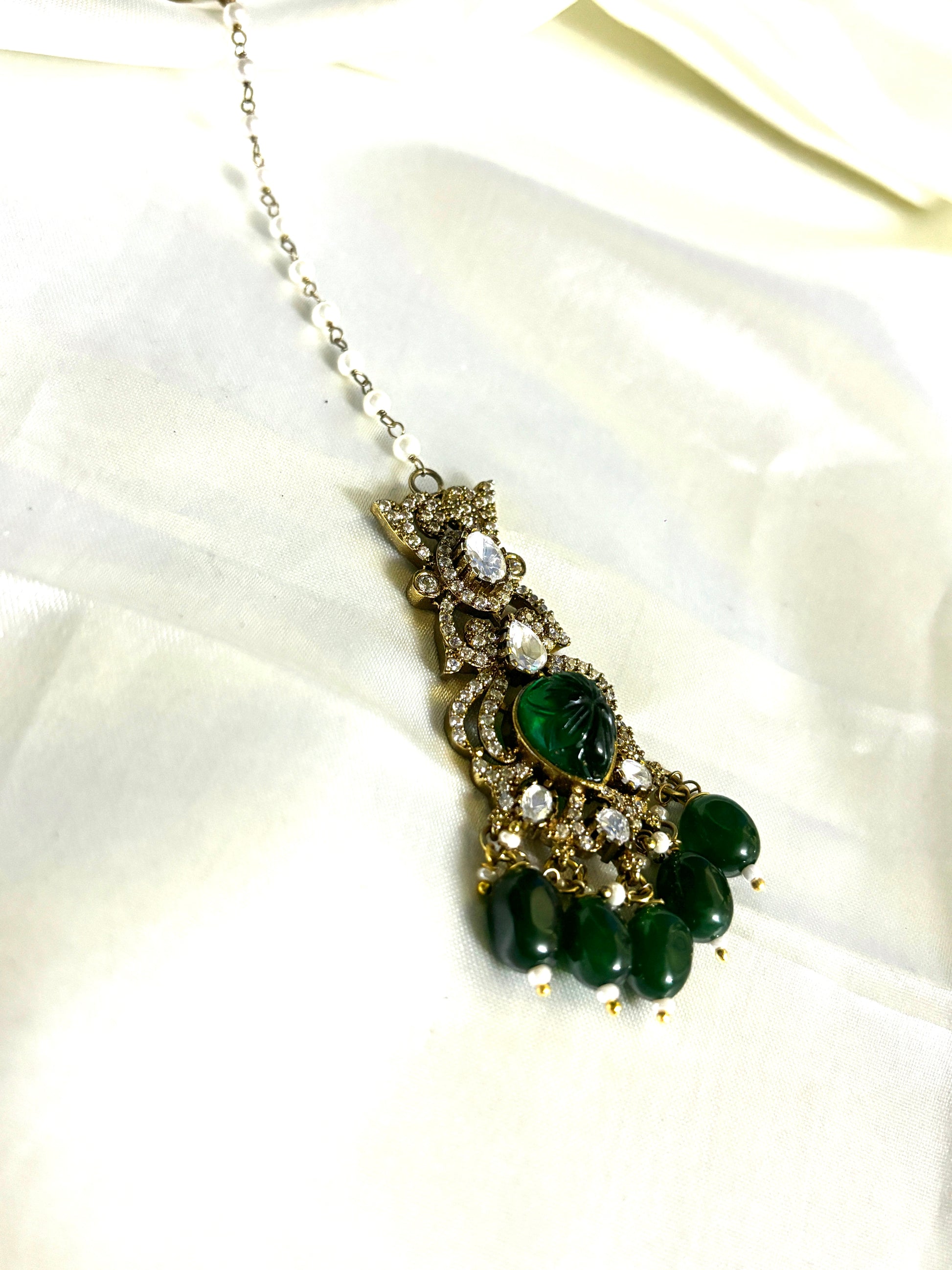 Bridal Victorian Green Moissanite Maangtikka - Jewels by Meena