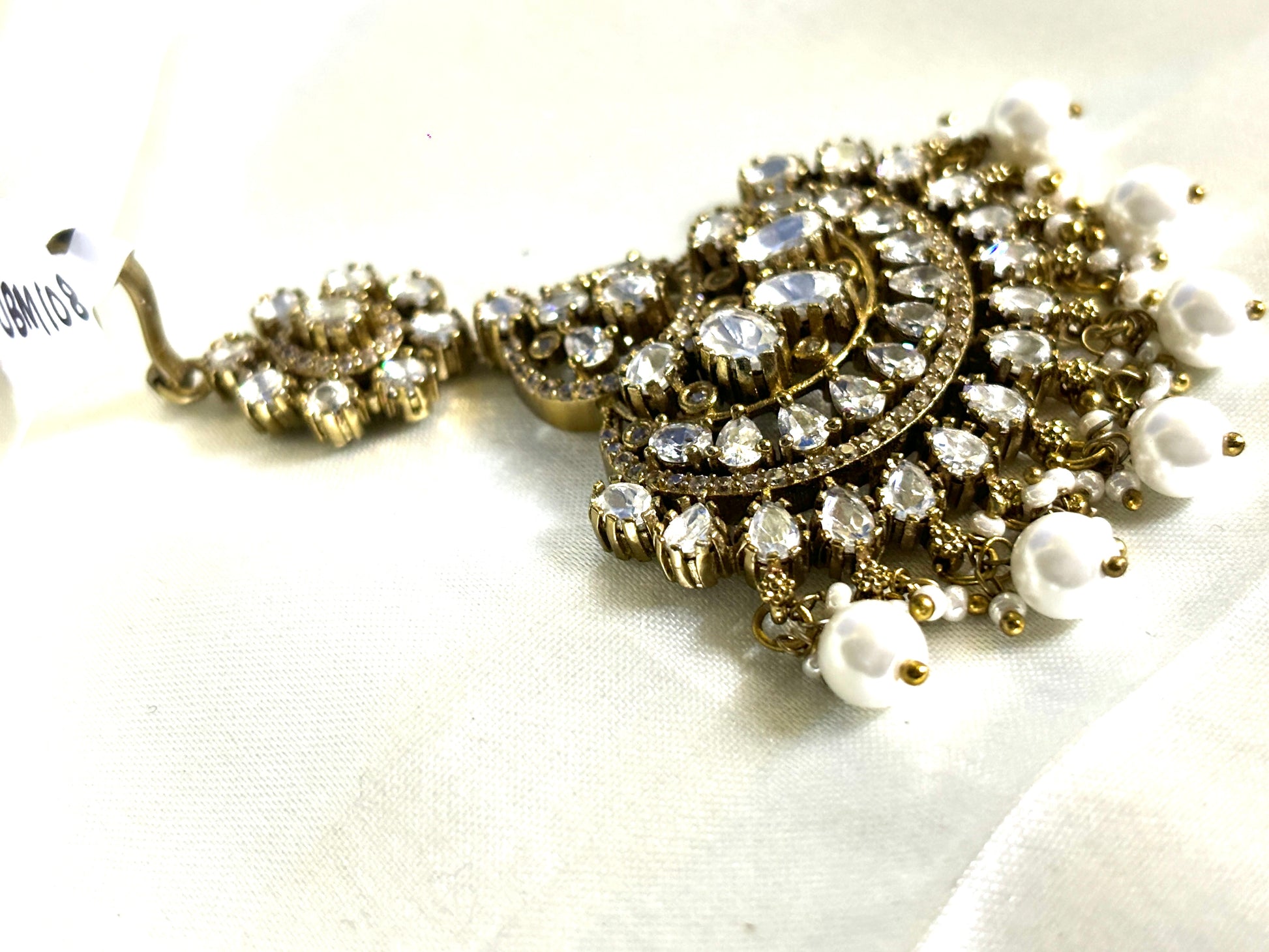 Bridal Royal White Pearl Victorian Maangtikka - Jewels by Meena